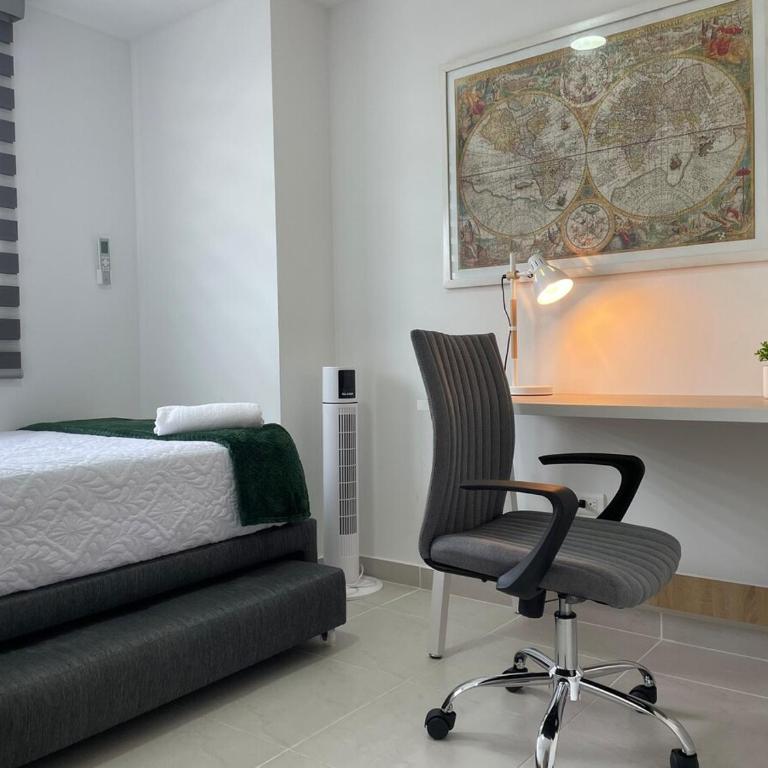 Apartamento cerca al aeropuerto con 3 habitaciones - Three-Bedroom Apartment - 6