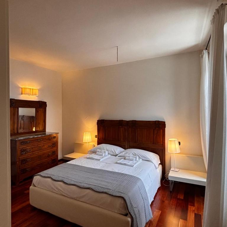 Casa Girardi - Appartamento con 2 Camere da Letto e Vista Lago - 1