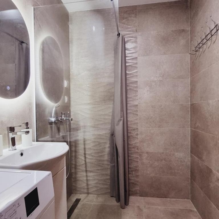 One Breath from the Adriatic sea - One-Bedroom Apartment - 4