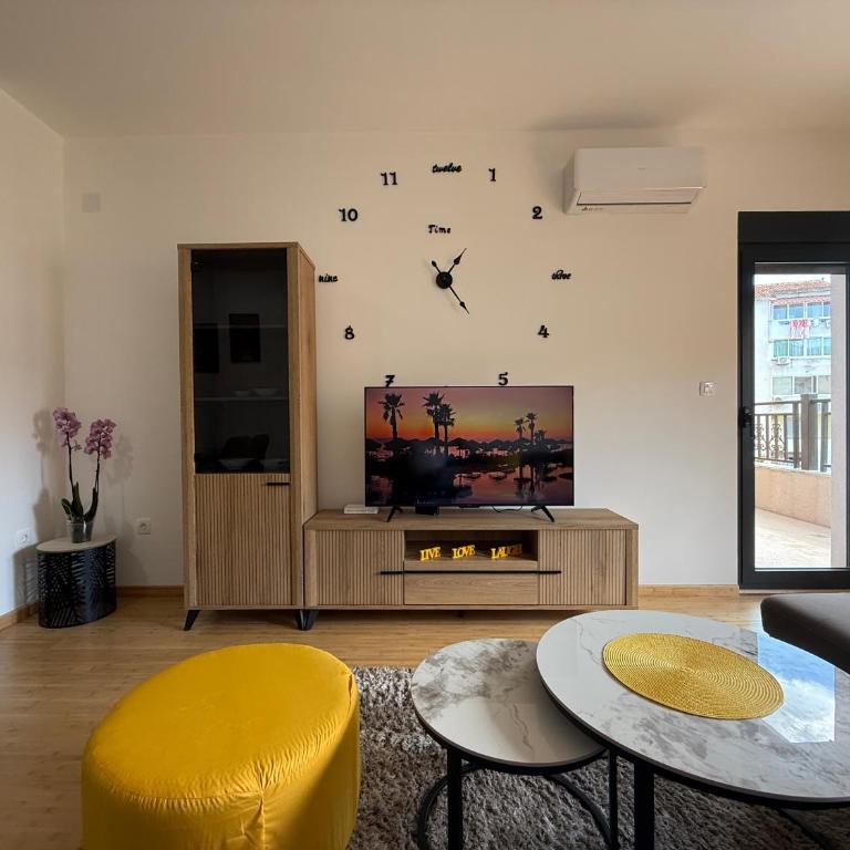 Blaze Apartment Budva - One-Bedroom Apartment - 1