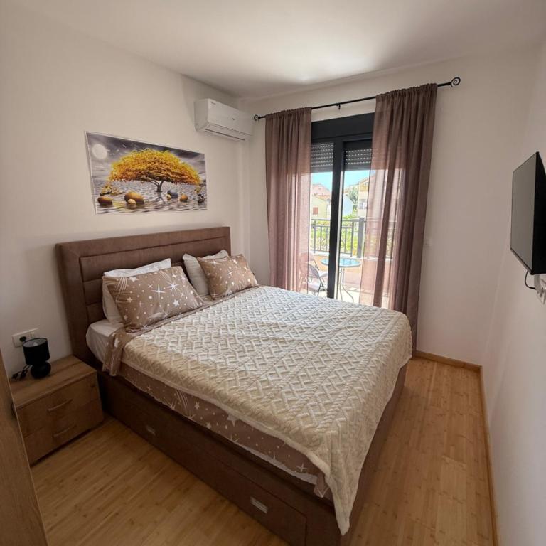 Blaze Apartment Budva - One-Bedroom Apartment - 5