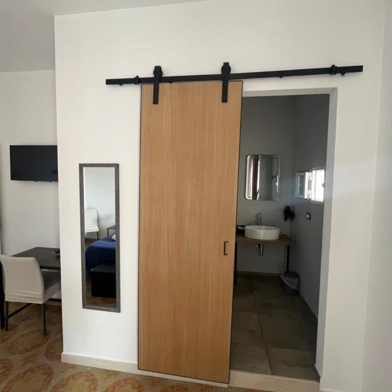Cityroom Vieste - Camera Matrimoniale con Bagno Privato - 3