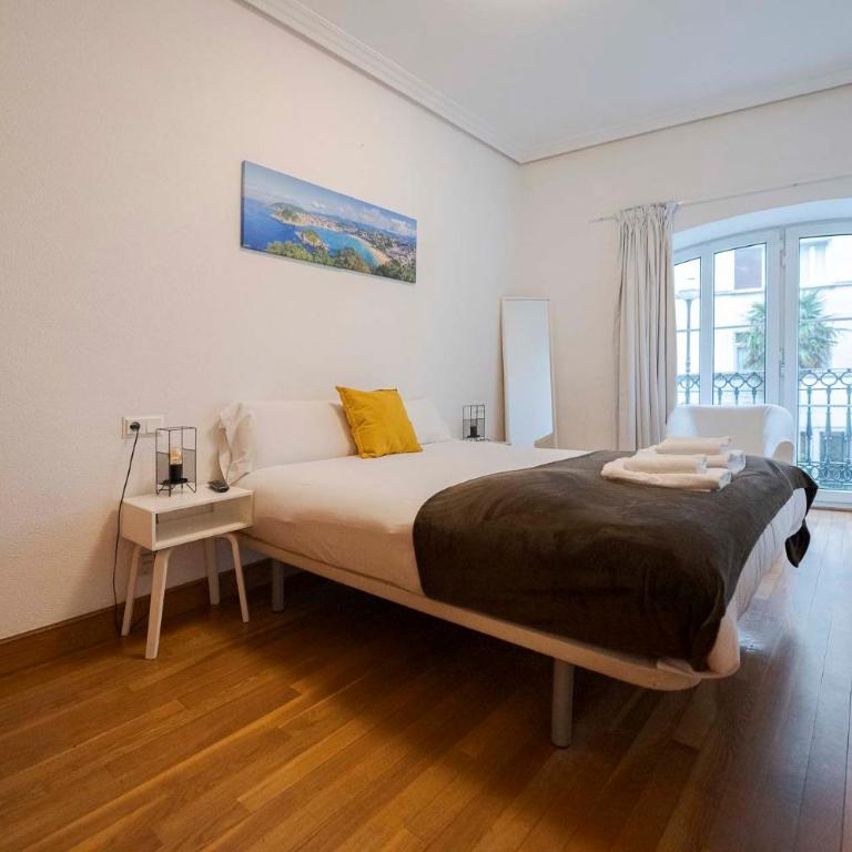 Apartamento agradable con balcón frente a la playa de La Concha - Marina 1 - Apartamento de 1 dormitorio - 1