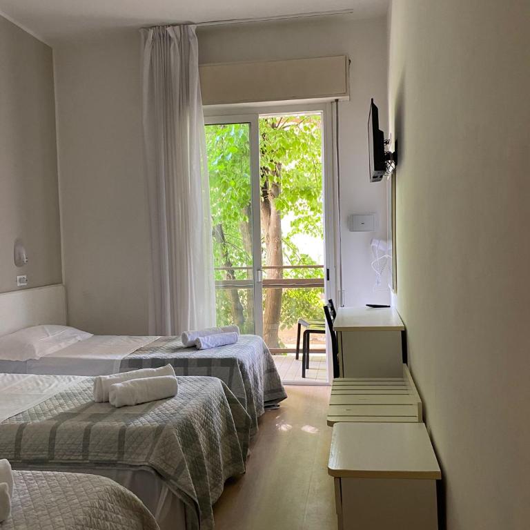 Hotel Tiziana - Camera Tripla - 5