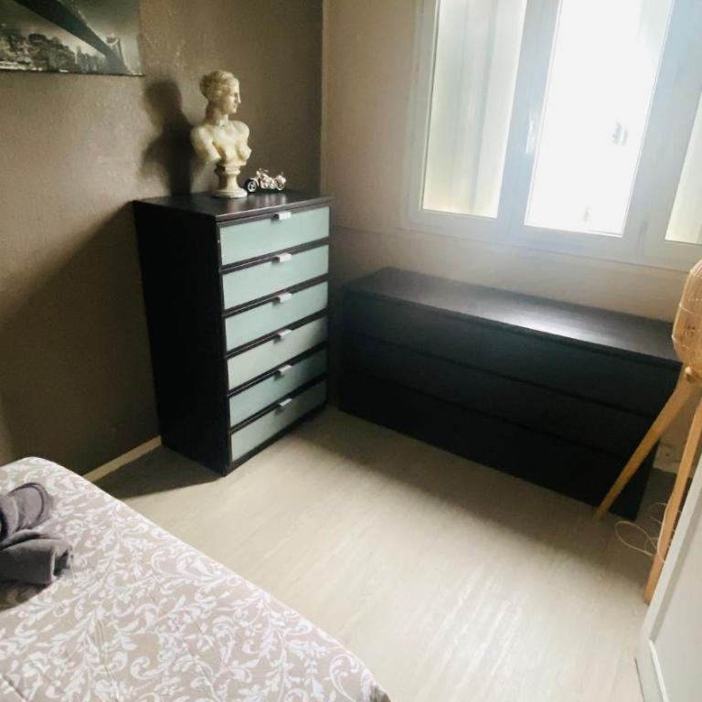 Superbe appartement spacieux et lumineux Raffiné - Appartement 1 Chambre - 5