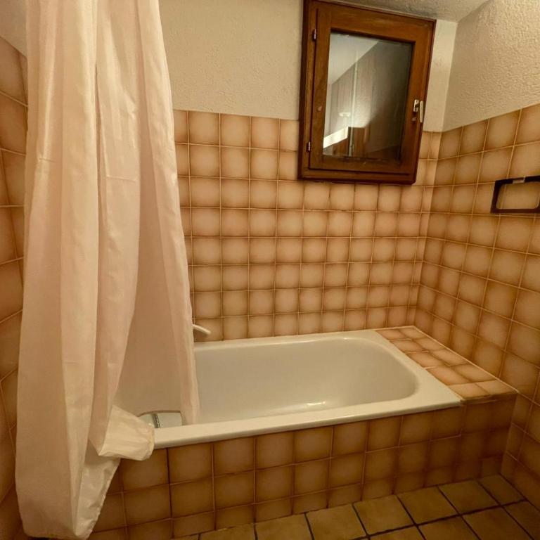 Chalet Le Refuge - Estudio con balcón - 1