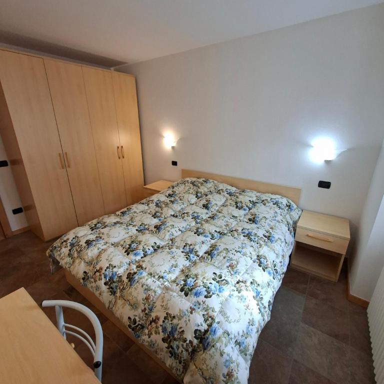 Casa Brenta Mavignola 3 bedrooms Alpine charm - Three-Bedroom Apartment with Mountain View - 9