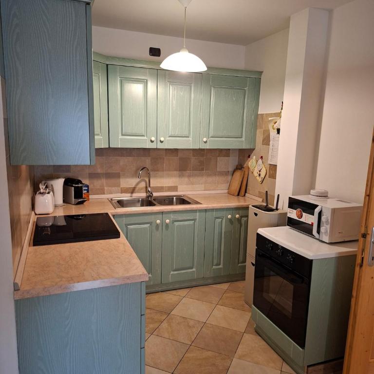 Casa Brenta Mavignola 3 bedrooms Alpine charm - Three-Bedroom Apartment with Mountain View - 16