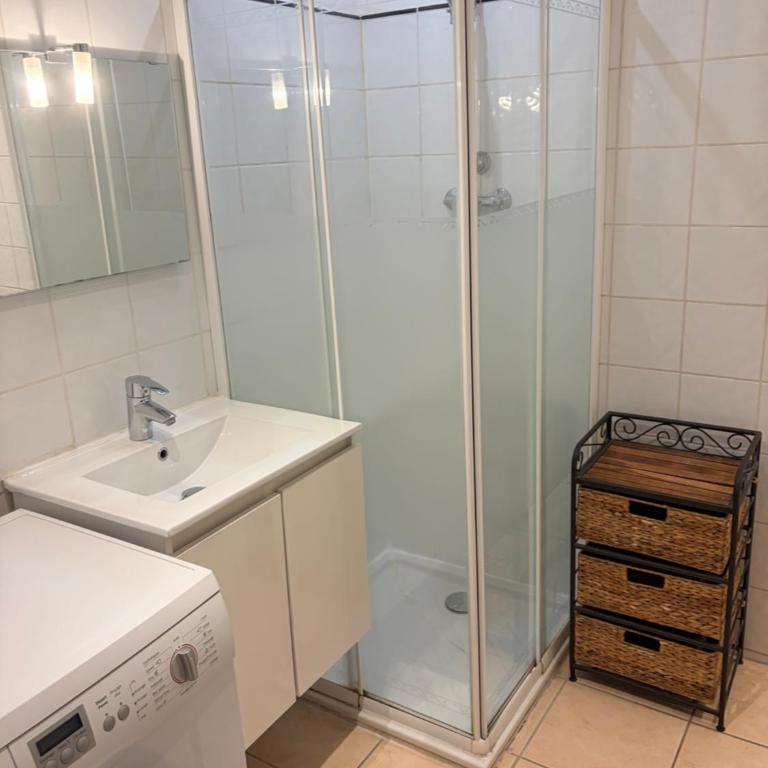 Charmant duplex avec jolie vue - Apartment mit 1 Schlafzimmer - 2