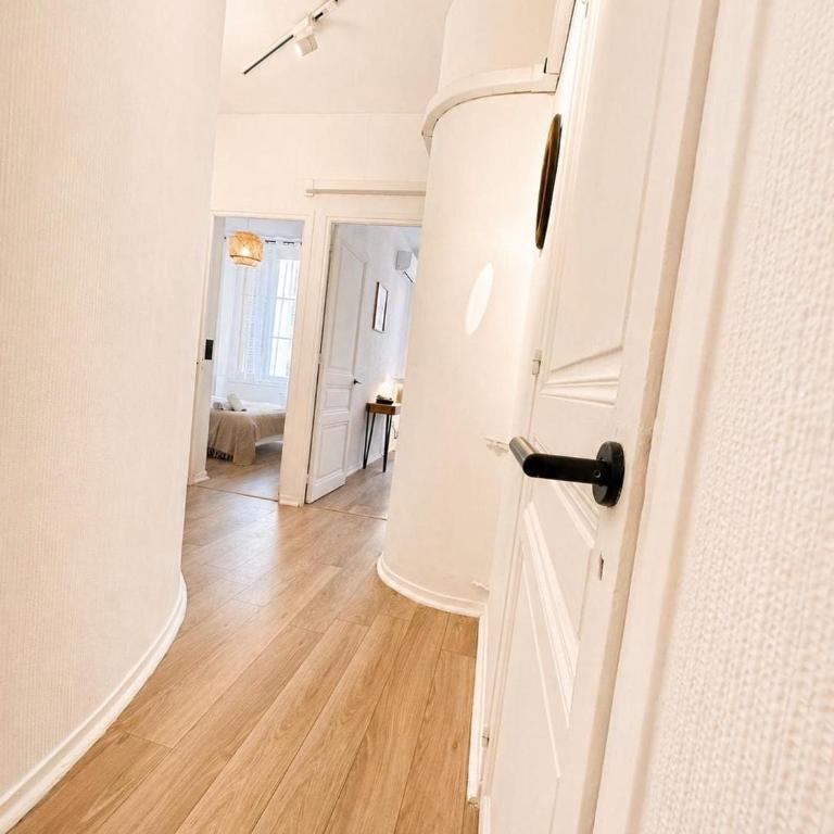 Menton Dream 3bedroom I 2 min Center & Beach - Apartment mit 2 Schlafzimmern - 4