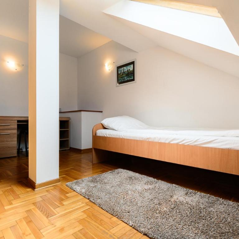 Maxim Duplex Vracar - 3BR with Private Parking - Apartman sa 3 Spavaće Sobe - 63