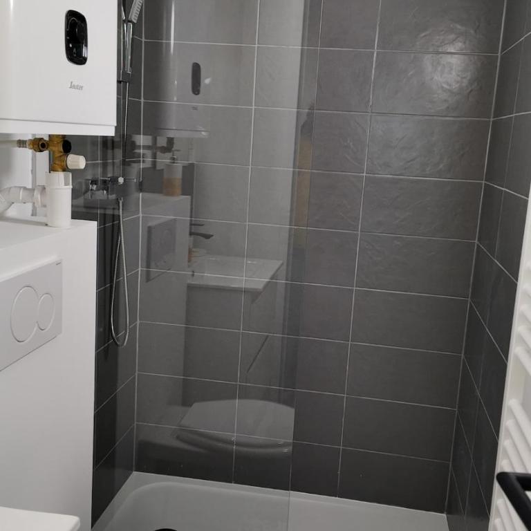 Le studio du square, au coeur de la ville - Appartement 1 Chambre - 9