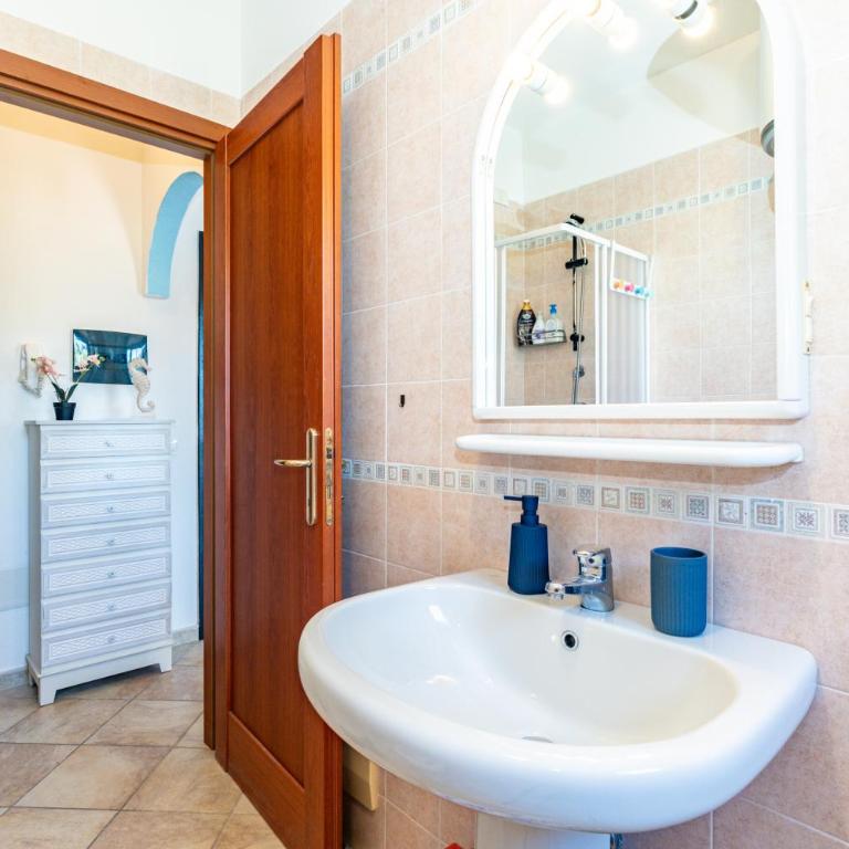 Blu Gallura - One-Bedroom Apartment - 34