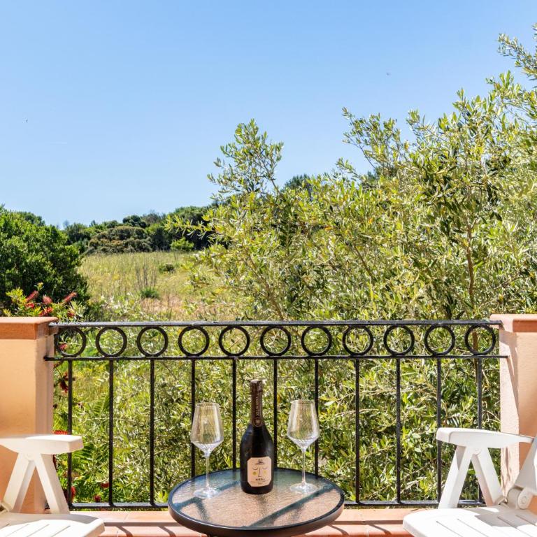 Blu Gallura - One-Bedroom Apartment - 16