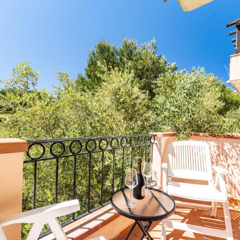 Blu Gallura - One-Bedroom Apartment - 18