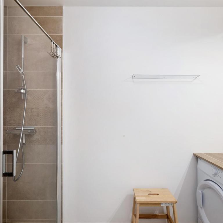Les 3 Marmottes - centre Samoëns - Three-Bedroom Premium Apartment with Balcony - 22