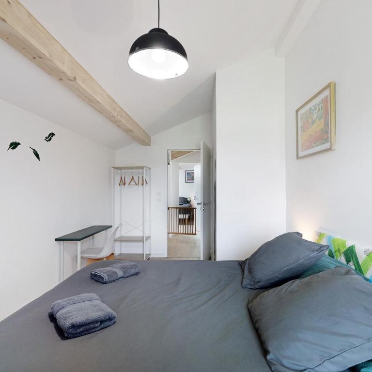 Les 3 Marmottes - centre Samoëns - Three-Bedroom Premium Apartment with Balcony - 19