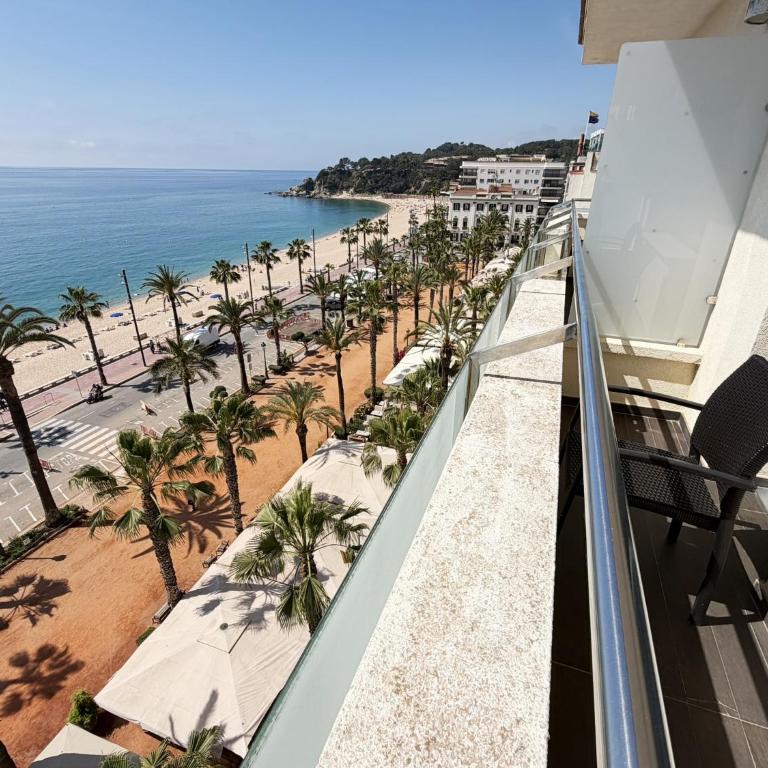 Hotel Excelsior - Double room with balcony and sea views + extra bed - 2