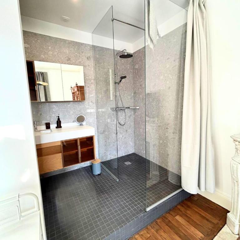 L'Auberge Maillochon- 6 personnes- 3 chambres- Poitiers Gare - Maison 3 Chambres - 30