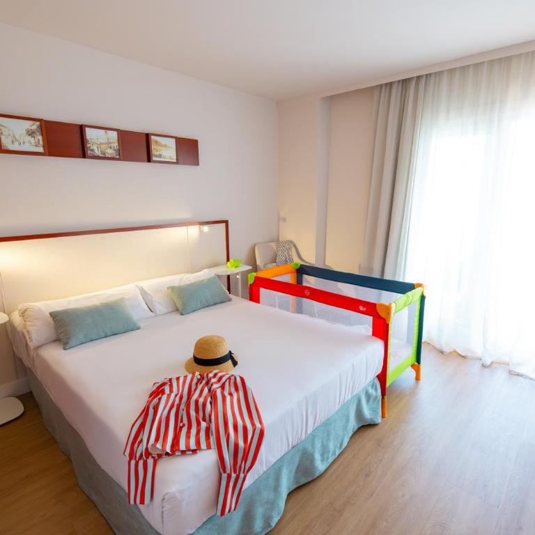 Prestige Victoria - Habitación Doble con vista parcial al mar - 1 o 2 camas - 13