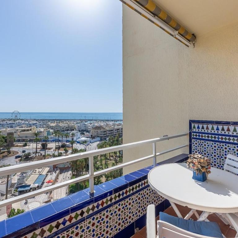 Waterfront marina with ocean and harbor views - Apartamento de 1 dormitorio - 11