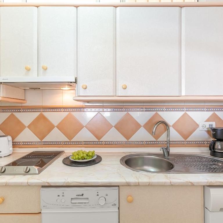 Waterfront marina with ocean and harbor views - Apartamento de 1 dormitorio - 15