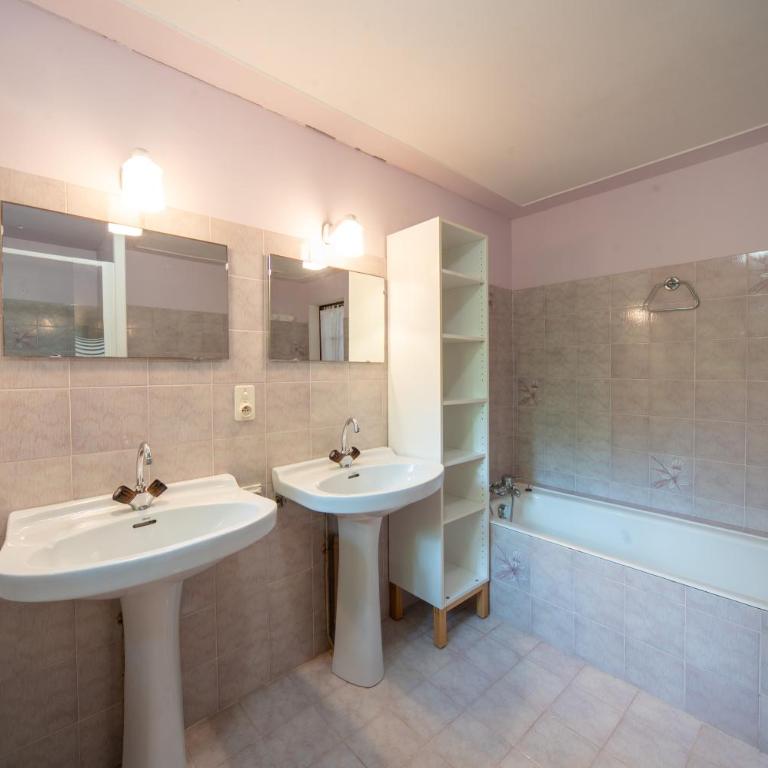 Hossegor. Villa La Grimpette entre lac et océan. Wifi gratuit. - Maison 4 Chambres - 5
