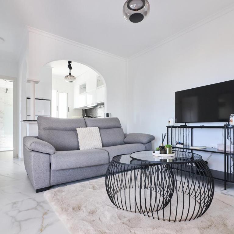 081 Design Style- Alicante Holiday - Bungalow Superior - 4