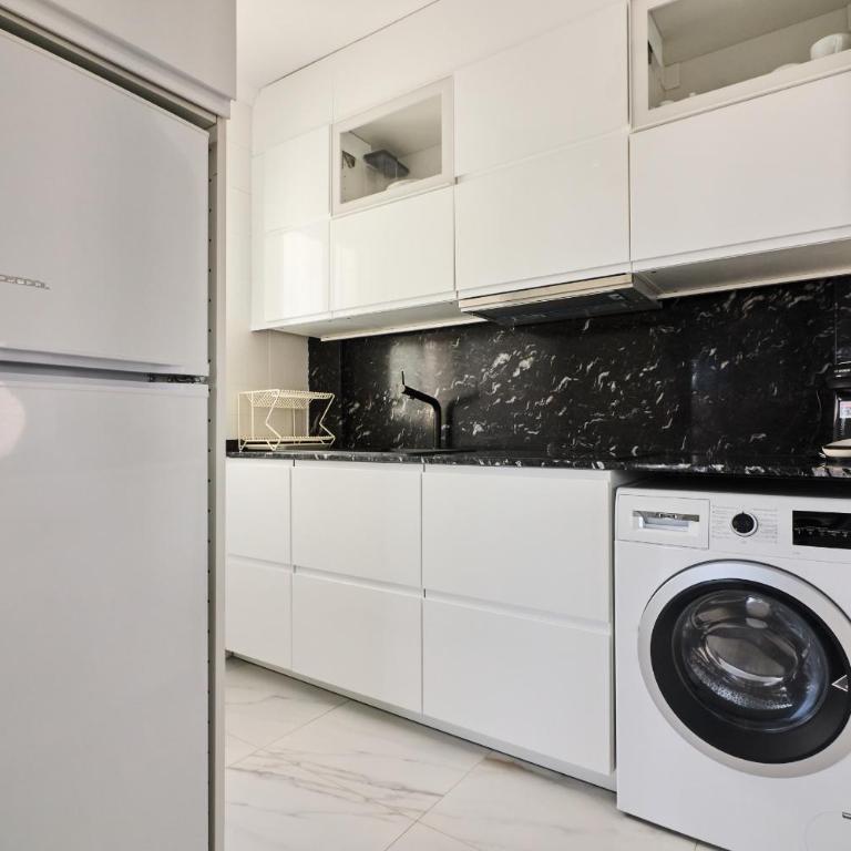 081 Design Style- Alicante Holiday - Bungalow Superior - 9
