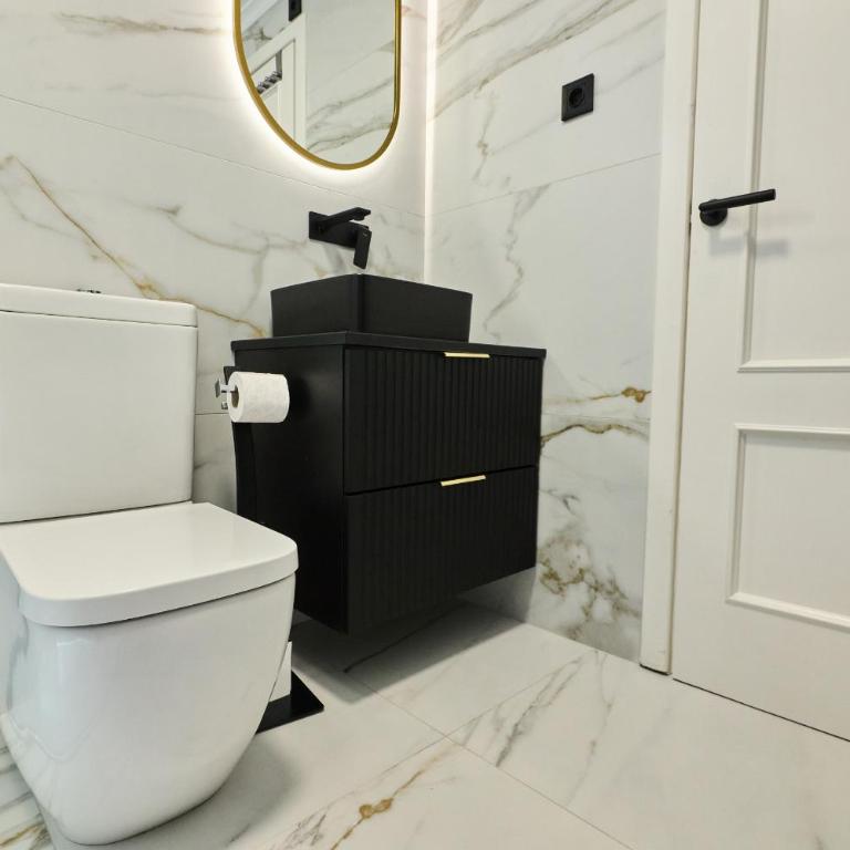 081 Design Style- Alicante Holiday - Bungalow Superior - 18