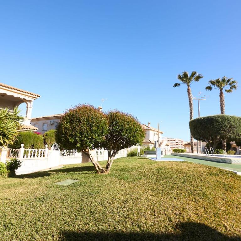 081 Design Style- Alicante Holiday - Bungalow Superior - 30