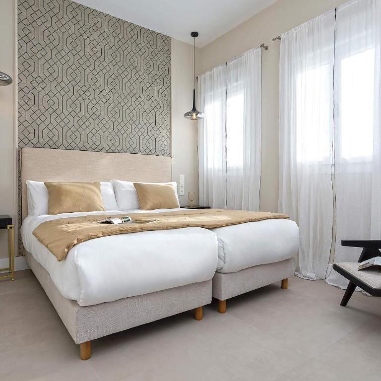 Genteel Home San Anton Granada - Four-Bedroom Penthouse Apartment - 22