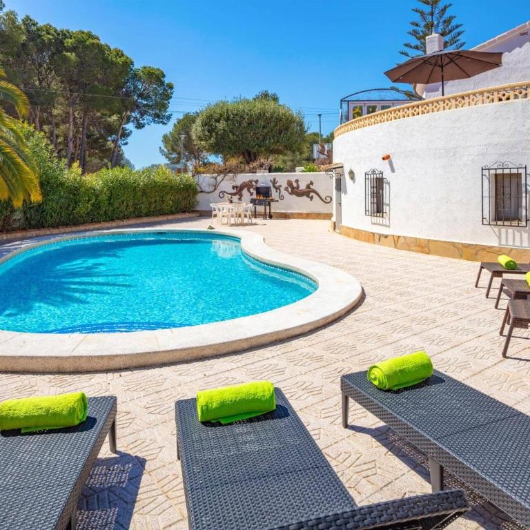 Villa Papillon by Villa Plus - Villa - 2