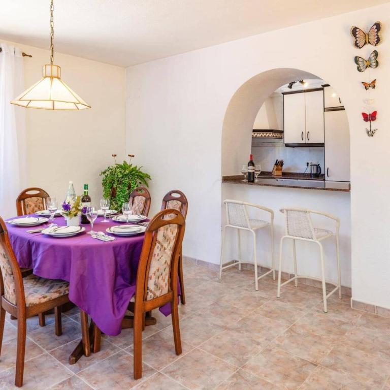 Villa Papillon by Villa Plus - Villa - 12