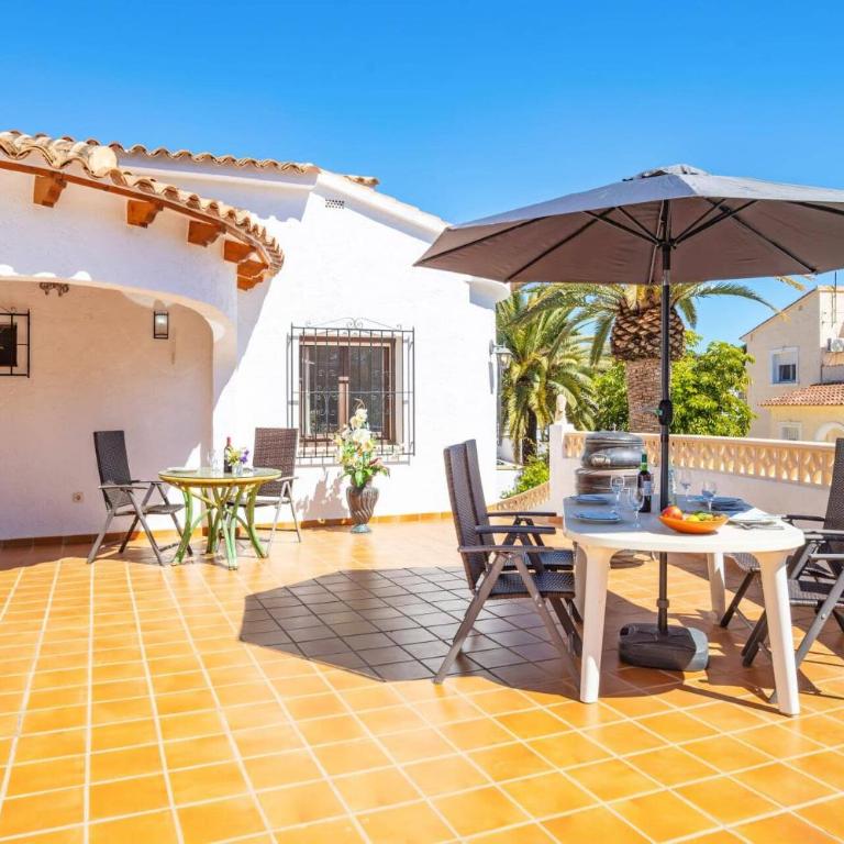Villa Papillon by Villa Plus - Villa - 11