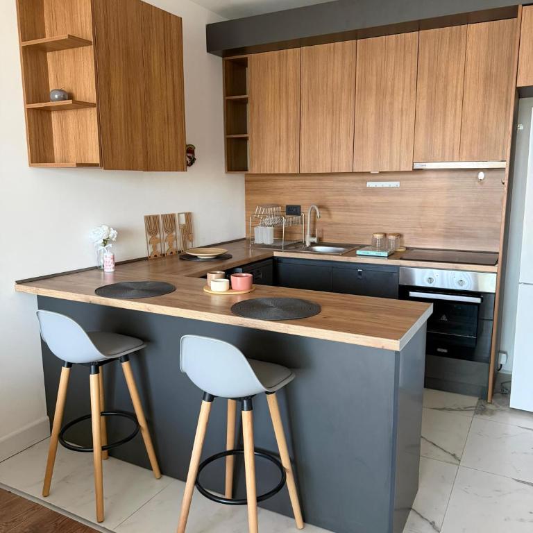 Lola - One-Bedroom Apartment - 8