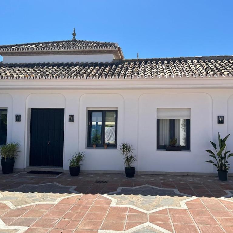 El Rancho Villa with pool near Puerto Banus - Villa - 45