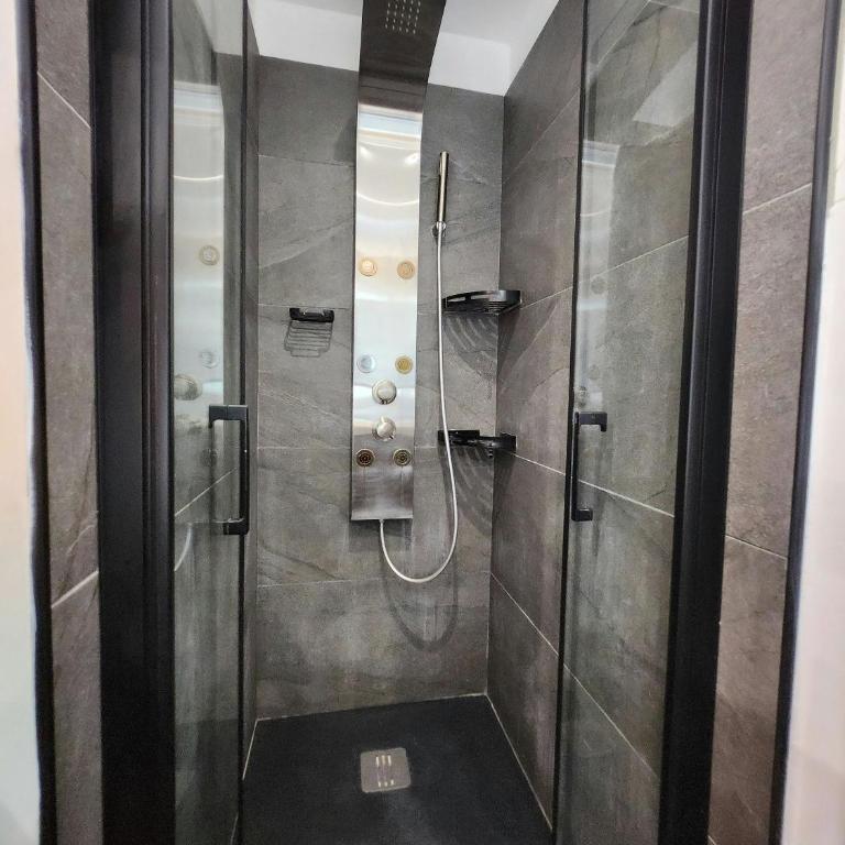 Le Céleste au Cœur du village avec toit terrasse - Apartamento - 29