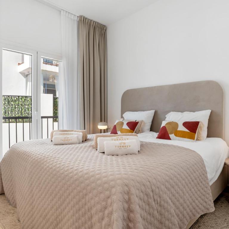Luxurious Penthouse - View, Roof Terrace, 3BR - 2BA - Apartamento de 3 dormitorios - 20