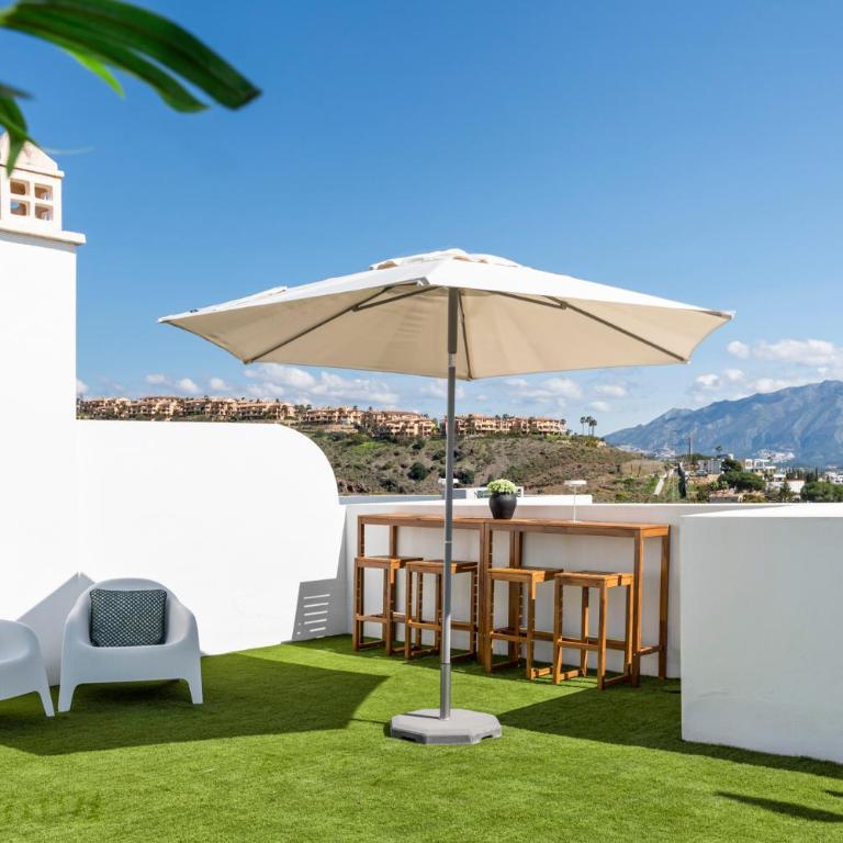 Luxurious Penthouse - View, Roof Terrace, 3BR - 2BA - Apartamento de 3 dormitorios - 17