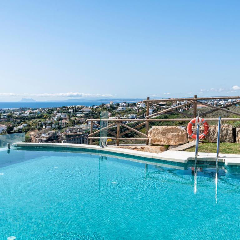 Luxurious Penthouse - View, Roof Terrace, 3BR - 2BA - Apartamento de 3 dormitorios - 6