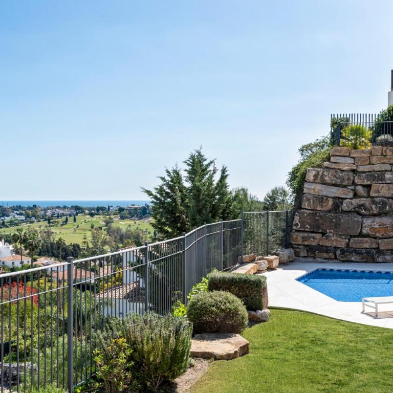 Luxurious Penthouse - View, Roof Terrace, 3BR - 2BA - Apartamento de 3 dormitorios - 30