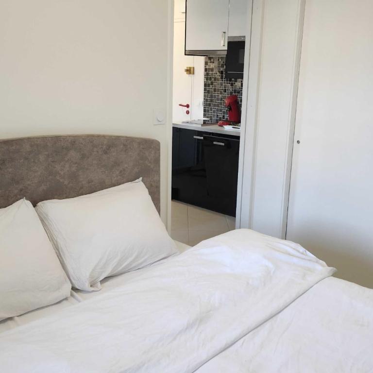 Nice T2 with balcony - near beach - Appartement - 7