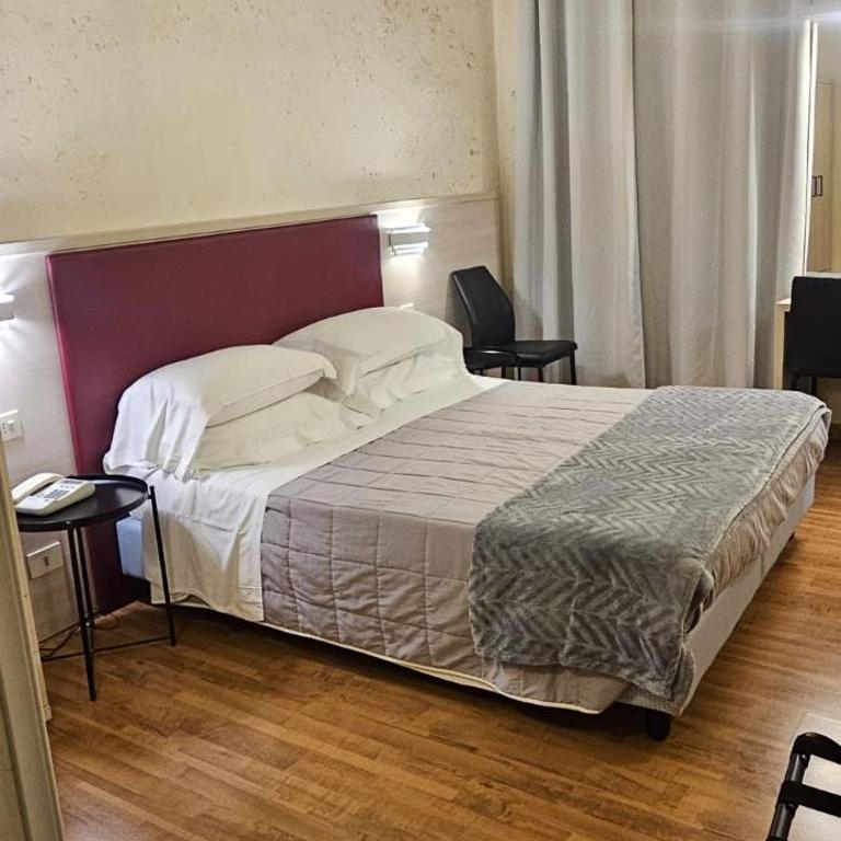 Hotel Julia Trevi - Spagna - Camera Standard Matrimoniale/Doppia con Letti Singoli - 50