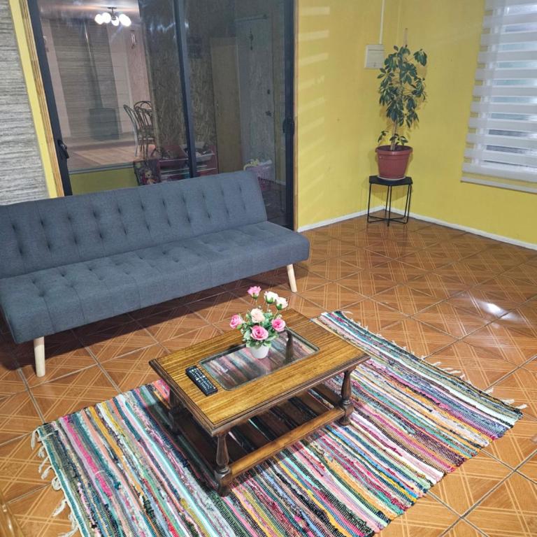 Samka alojamiento - Three-Bedroom House - 7