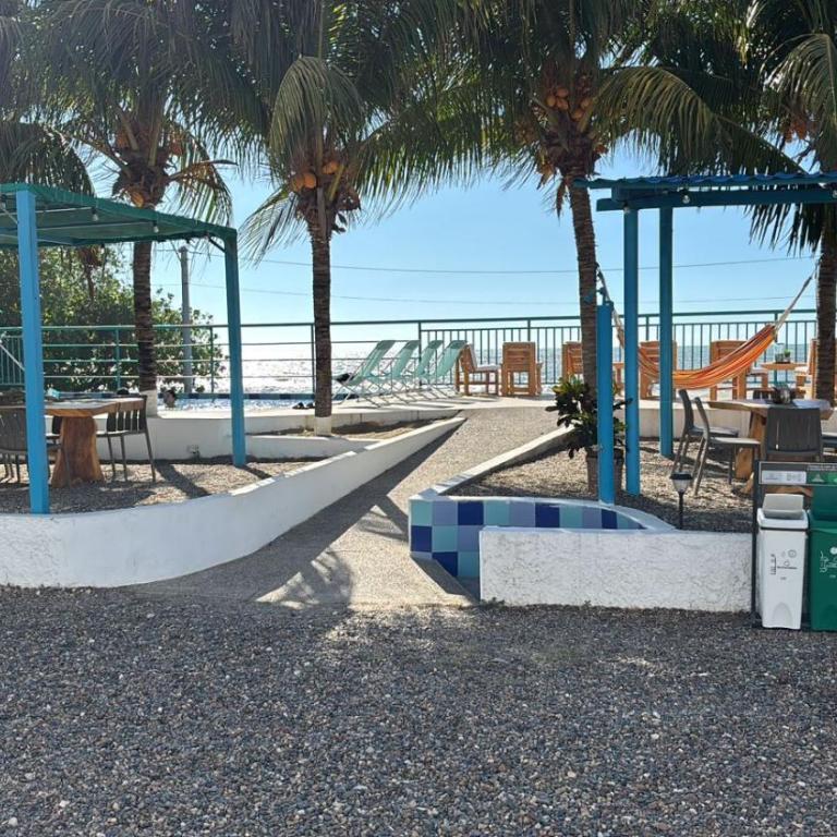 Los Pinos Beach Club Manzanillo - Budget Double Room - 4