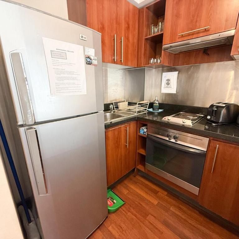 10th floor, building with pool and gym - One-Bedroom Apartment - 14