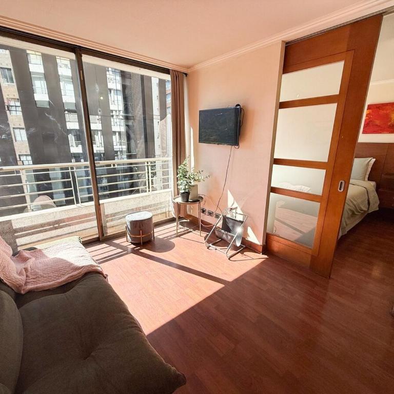 10th floor, building with pool and gym - One-Bedroom Apartment - 19