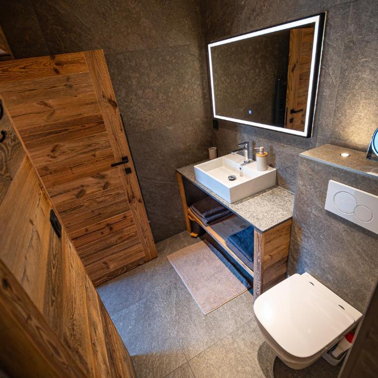 L'Échappée - Chalet d'exception avec sauna, 7 chambres 7 salles de bain, terrasses, jardin et vues sublimes, skiroom, proche télécabine - Chalet Supérieur - 69