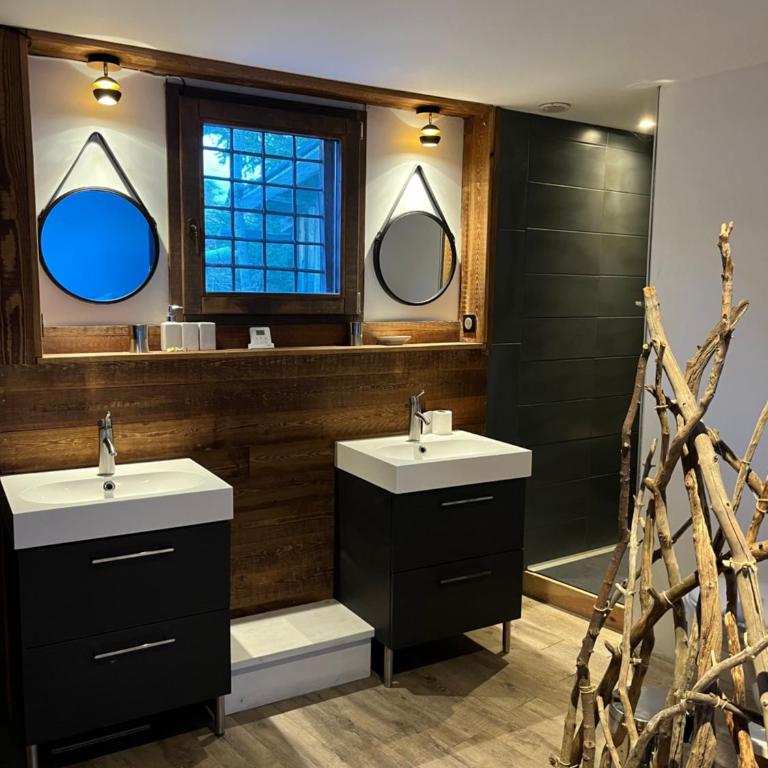 Grand chalet d alpage tout confort dans la nature - Chalet - 17